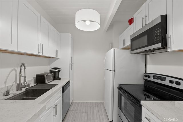 12014 Kling Street 23, Valley Village, CA 91607