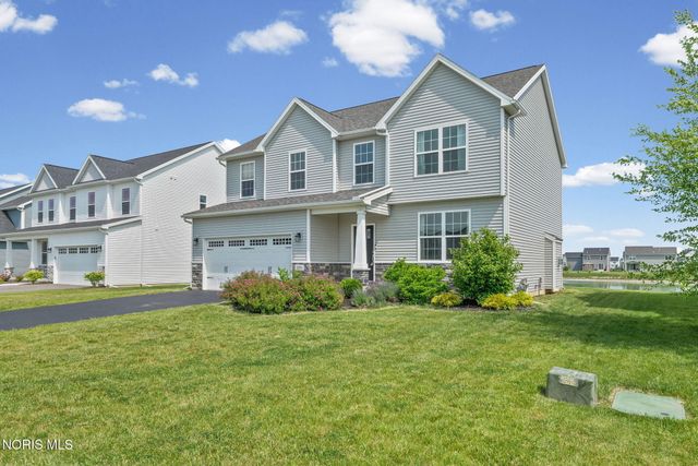 199 Valley Hall Drive, Perrysburg, OH 43551