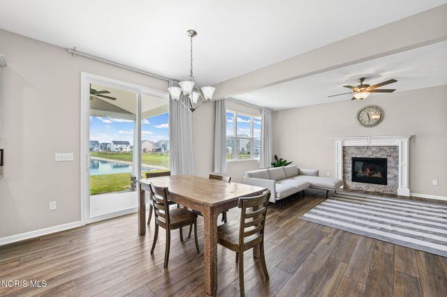 199 Valley Hall Drive, Perrysburg, OH 43551