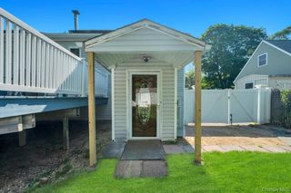 20 Handsome Avenue, Selden, NY 11784