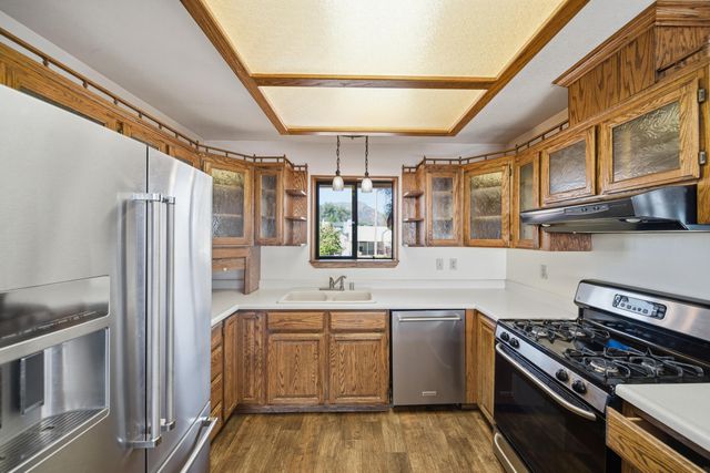 14018 Highview Trail, Redding, CA 96003