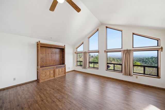 14018 Highview Trail, Redding, CA 96003