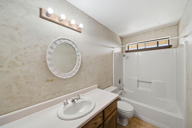 14018 Highview Trail, Redding, CA 96003