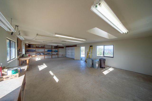 14018 Highview Trail, Redding, CA 96003