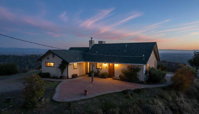 14018 Highview Trail, Redding, CA 96003