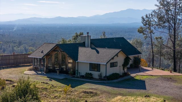 14018 Highview Trail, Redding, CA 96003