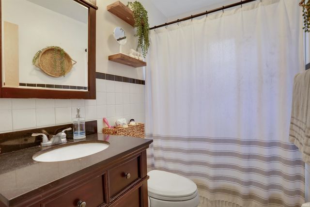 2220 Swinging Way, Evansville, IN 47711