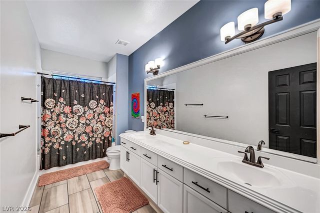 9508 Los Cotos Court, Las Vegas, NV 89147
