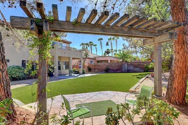 9508 Los Cotos Court, Las Vegas, NV 89147