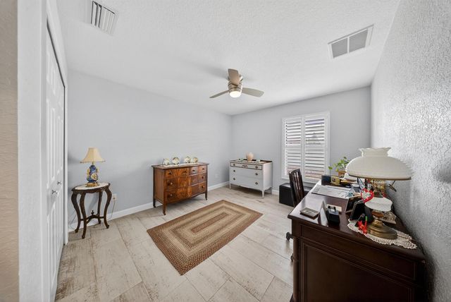 184 Mediterranean Boulevard N, Port St. Lucie, FL 34952