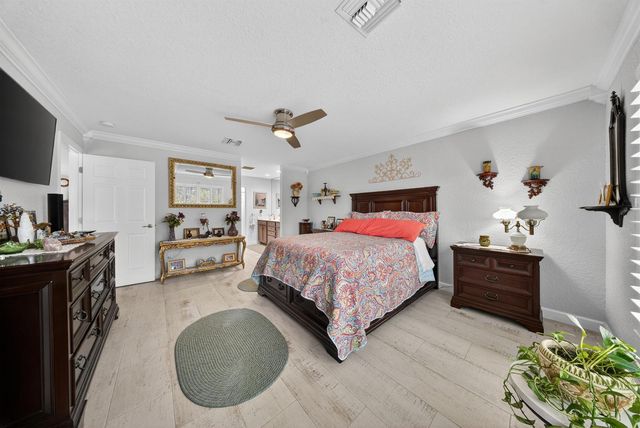 184 Mediterranean Boulevard N, Port St. Lucie, FL 34952