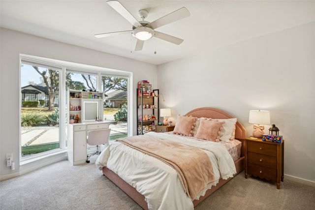 9522 Robin Meadow Drive, Dallas, TX 75243