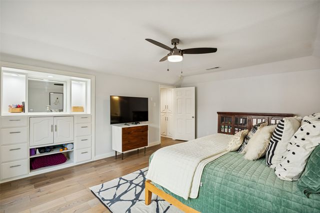 9522 Robin Meadow Drive, Dallas, TX 75243