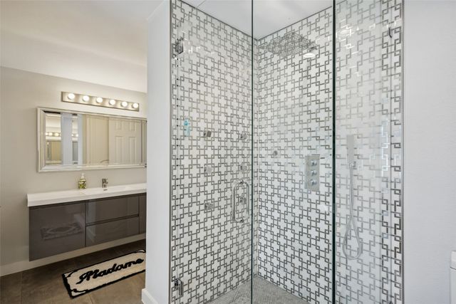 9522 Robin Meadow Drive, Dallas, TX 75243
