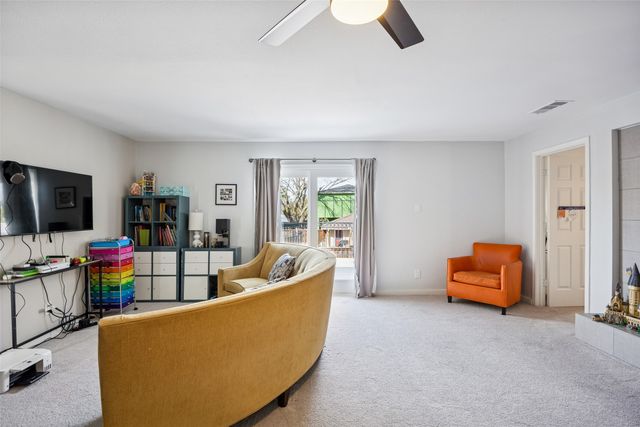 9522 Robin Meadow Drive, Dallas, TX 75243