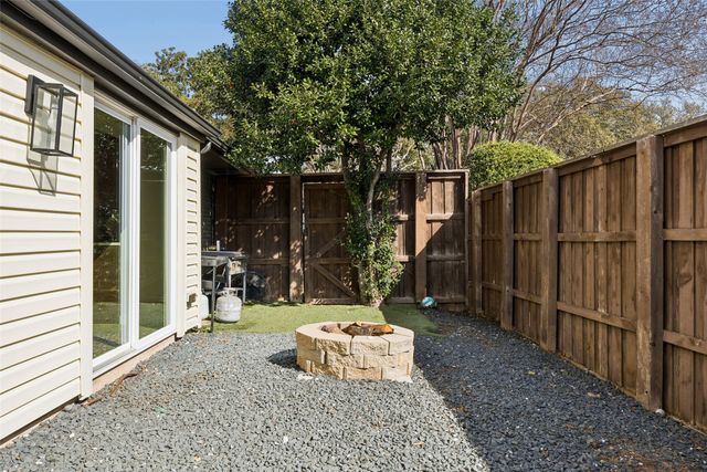 9522 Robin Meadow Drive, Dallas, TX 75243