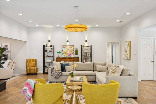 9522 Robin Meadow Drive, Dallas, TX 75243