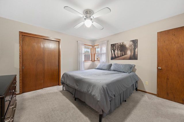 9322 W Cold Spring ROAD, Greenfield, WI 53228
