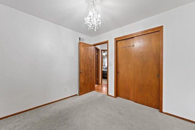 9322 W Cold Spring ROAD, Greenfield, WI 53228