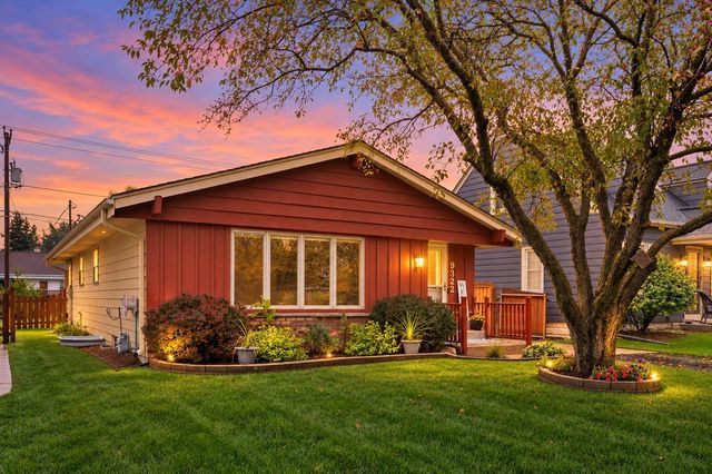 9322 W Cold Spring ROAD, Greenfield, WI 53228