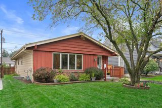 9322 W Cold Spring ROAD, Greenfield, WI 53228
