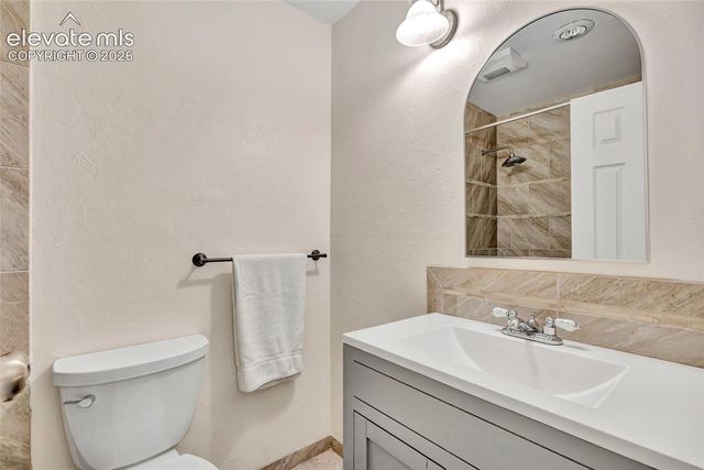 381 Raspberry Lane, Monument, CO 80132
