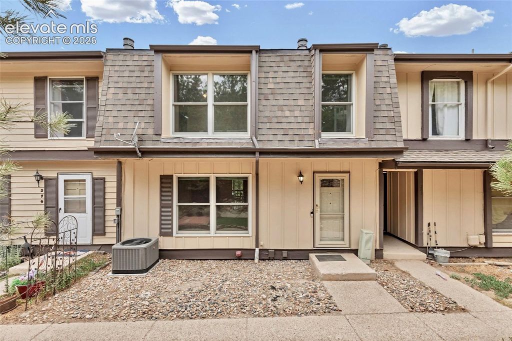 381 Raspberry Lane, Monument, CO 80132