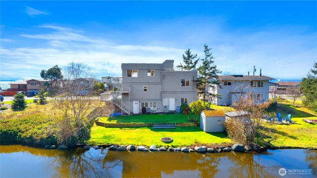 86 Keystone Avenue, Coupeville, WA 98239