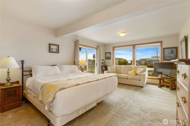 86 Keystone Avenue, Coupeville, WA 98239