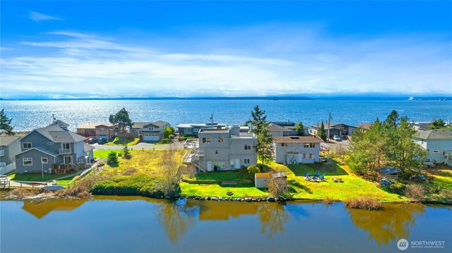 86 Keystone Avenue, Coupeville, WA 98239