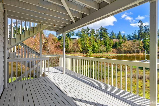 86 Keystone Avenue, Coupeville, WA 98239