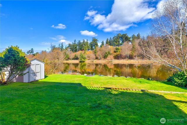 86 Keystone Avenue, Coupeville, WA 98239