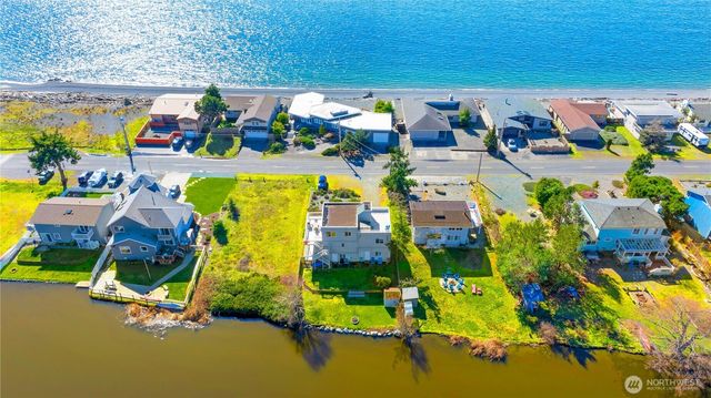 86 Keystone Avenue, Coupeville, WA 98239