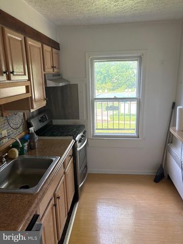 124-D CHERRY PARKE, Cherry Hill, NJ 08002