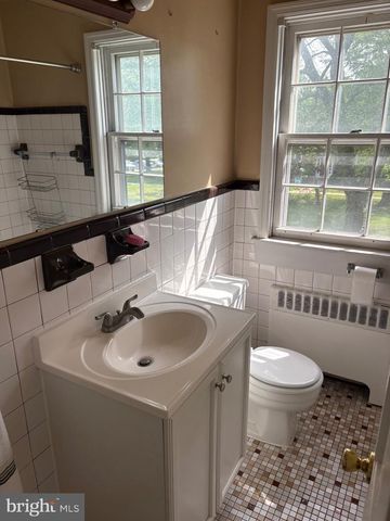 124-D CHERRY PARKE, Cherry Hill, NJ 08002