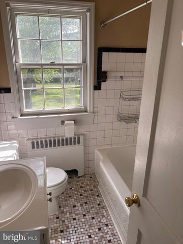 124-D CHERRY PARKE, Cherry Hill, NJ 08002