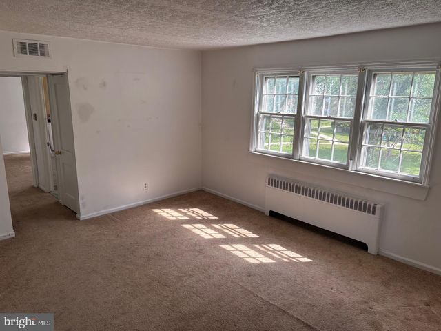 124-D CHERRY PARKE, Cherry Hill, NJ 08002