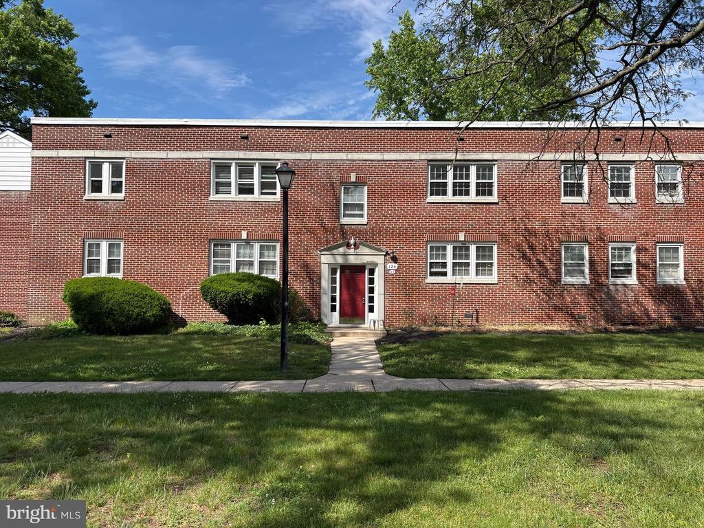 124-D CHERRY PARKE, Cherry Hill, NJ 08002