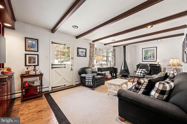 1457 LYNN DR, Pottstown, PA 19464