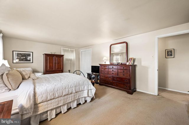 1457 LYNN DR, Pottstown, PA 19464