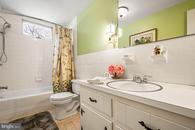 1457 LYNN DR, Pottstown, PA 19464