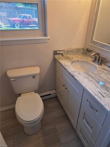 2833 Candlewood CIR, Chesapeake, VA 23324