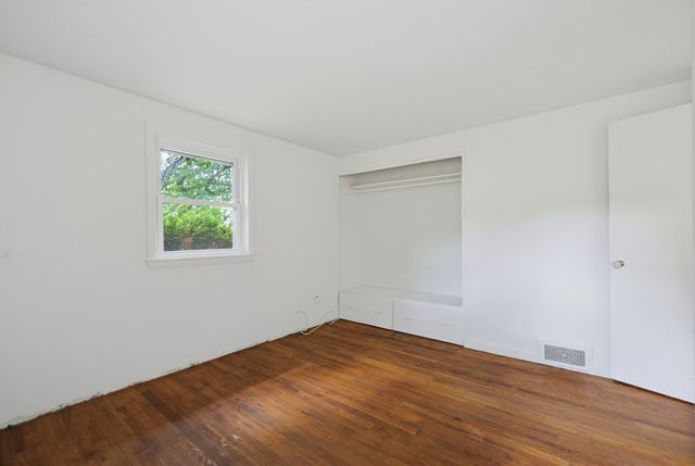 214 School Street, Acton, MA 01720