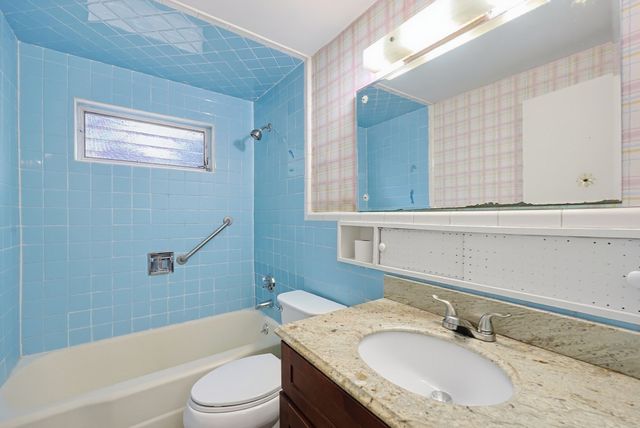 214 School Street, Acton, MA 01720