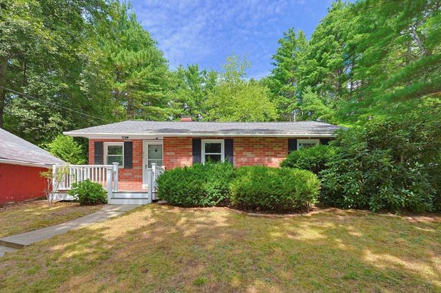 214 School Street, Acton, MA 01720