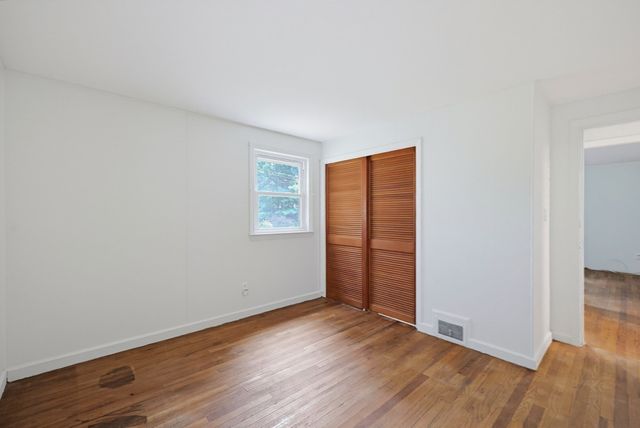 214 School Street, Acton, MA 01720