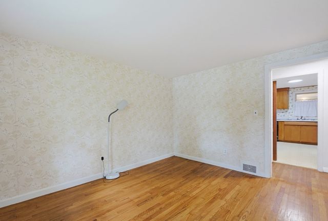 214 School Street, Acton, MA 01720