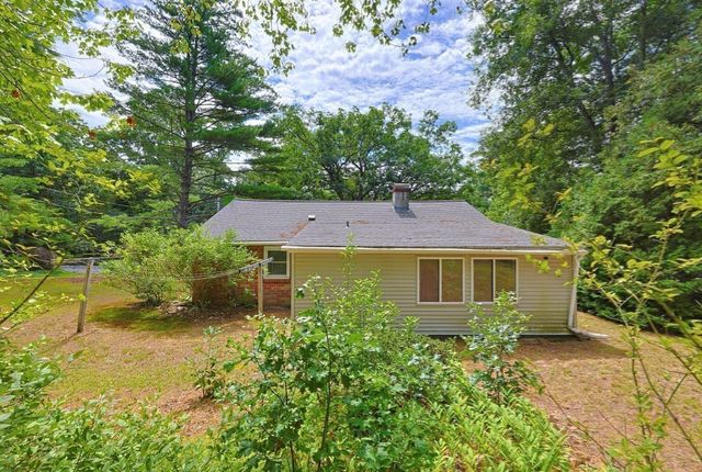 214 School Street, Acton, MA 01720