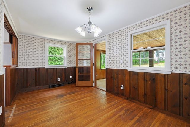 214 School Street, Acton, MA 01720