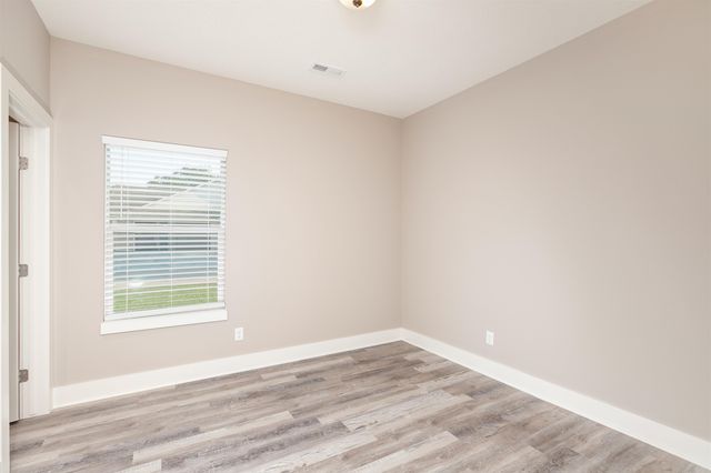4307-4309 N Sandplum St, Wichita, KS 67205